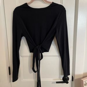 H&M Tie-detail Crop Top (Black, L)